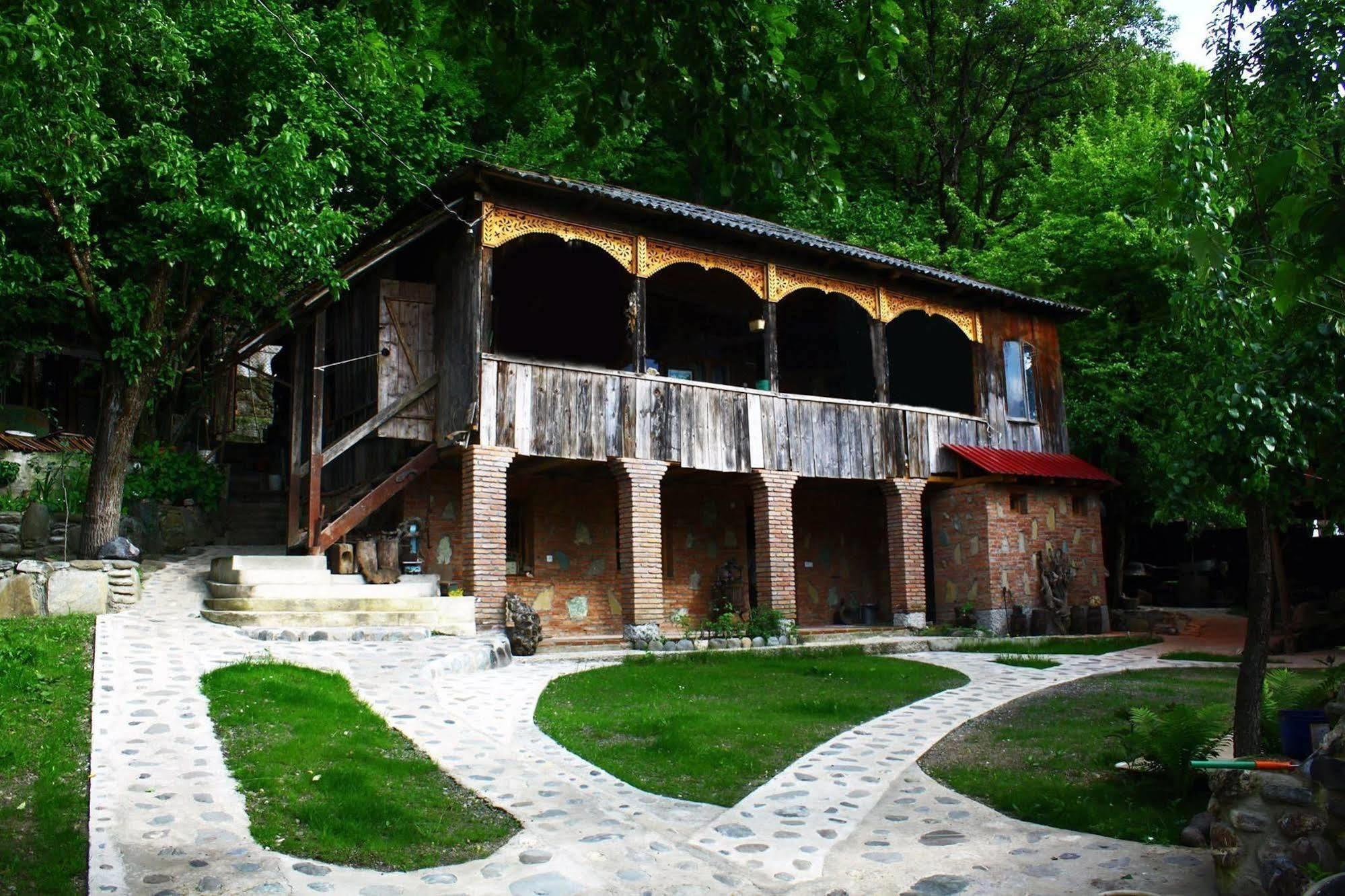 Guest House Gallery Oni Exterior foto